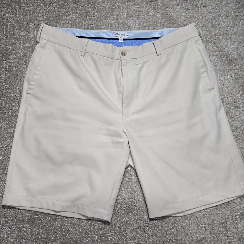 Peter Millar Crown Sport Mens Golf Shorts Beige Performance Size 36 flaw